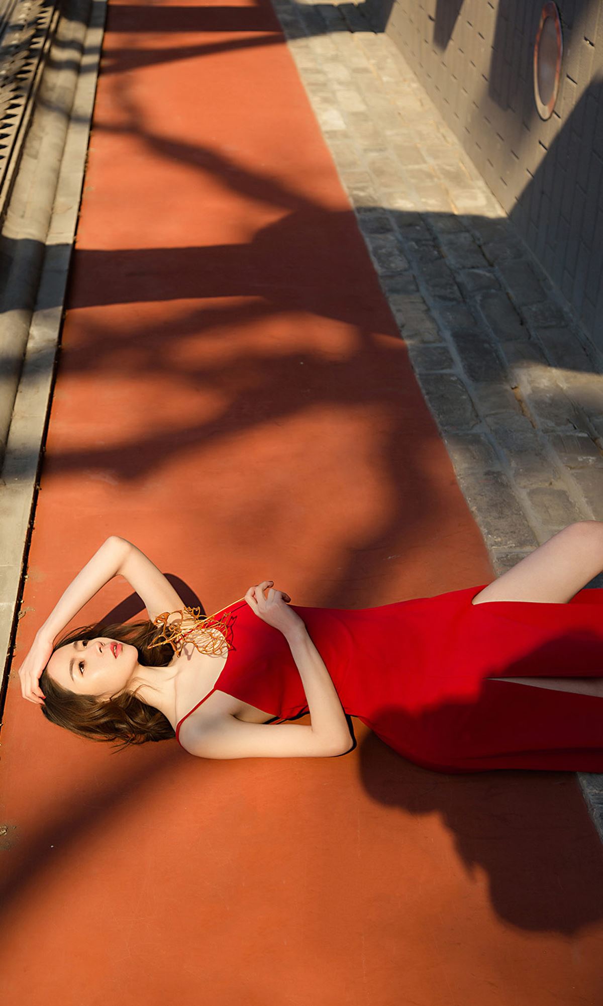 [Ugirls尤果网]爱尤物专辑 2019.05.01 No.1442 梦心玥 恍惚的感情